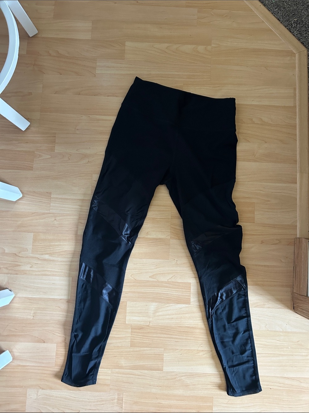 Women’s Active Leggings - High-Waist Performance with mesh paneling